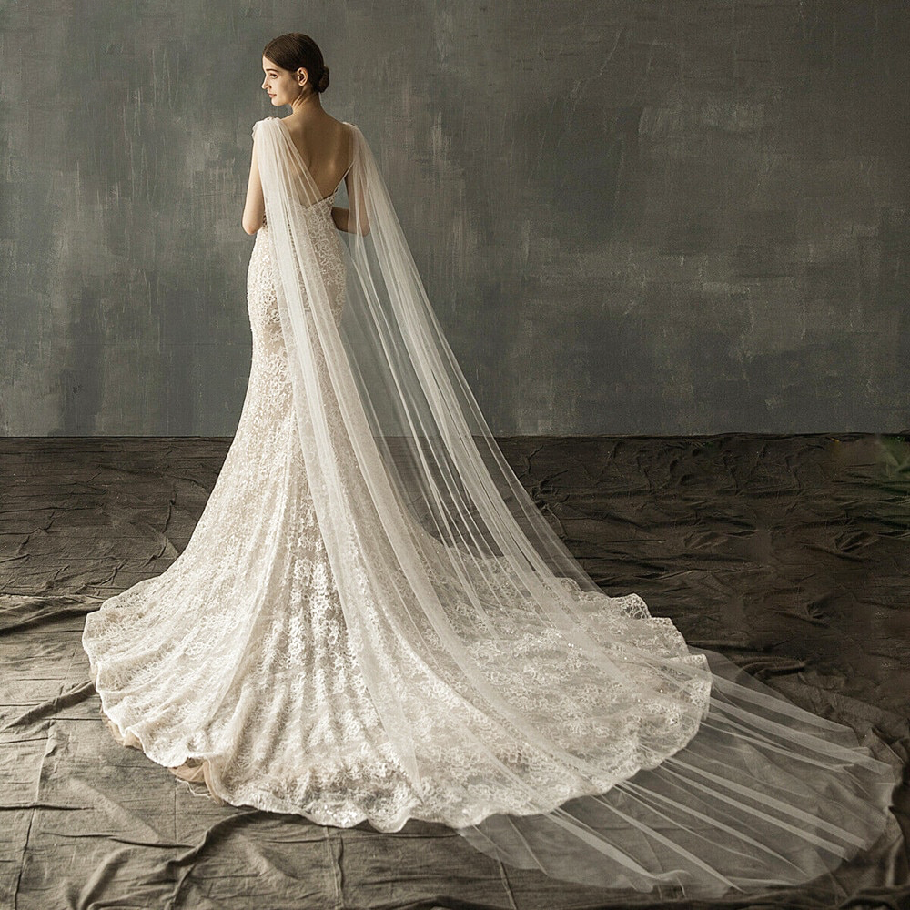 Bea Tulle & Rhinestone Shoulder Veil