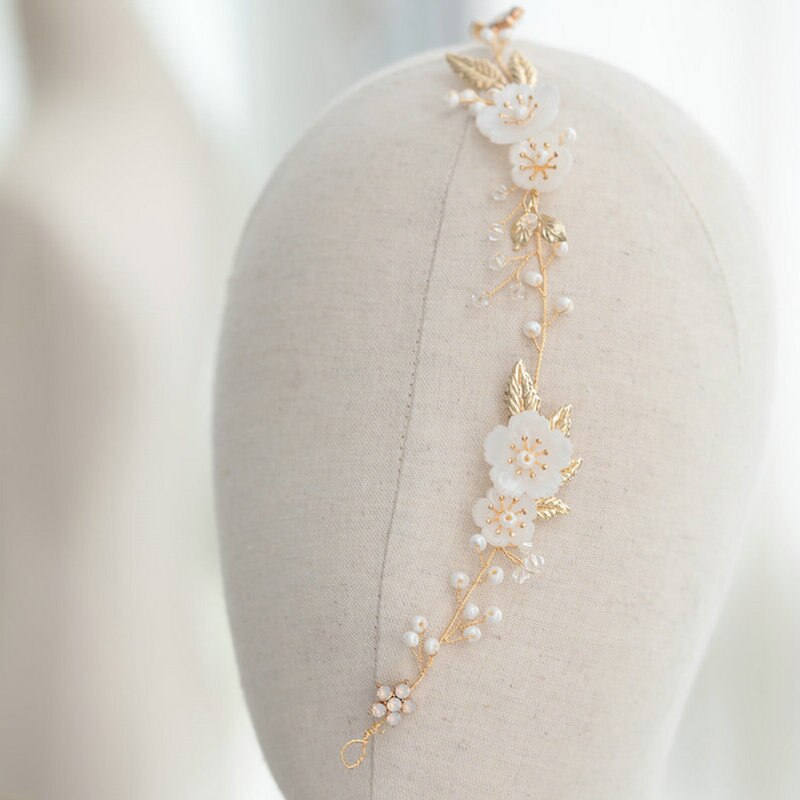 Elsie Simple Shell Flower Bridal Headband