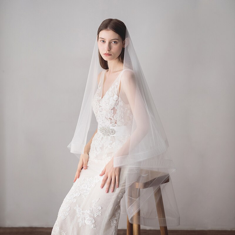 Kira Modern Knee Length Bridal Veil