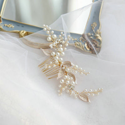 Opaline Soft Pearl Bridal Hair Comb