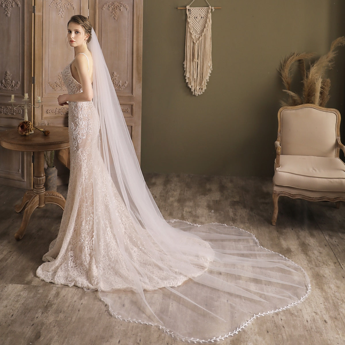 Ximena Vine Lace Cathedral Veil