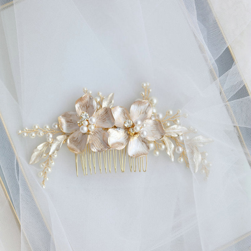 Annalise Gorgeous Pearl Flower Bridal Hair Comb