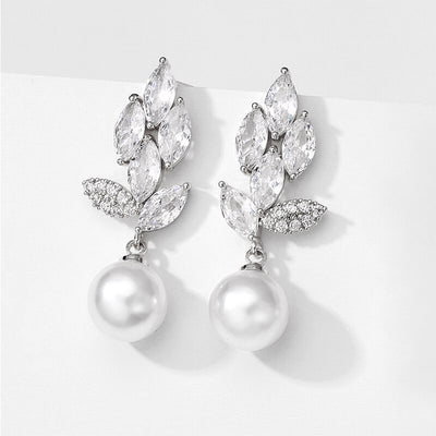 Chic Pearl Crystal Bridal Earrings