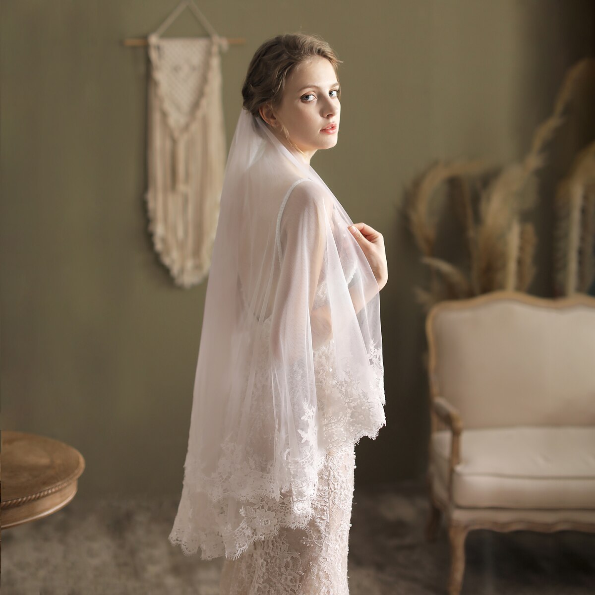 Dana White Lace Trim Veil