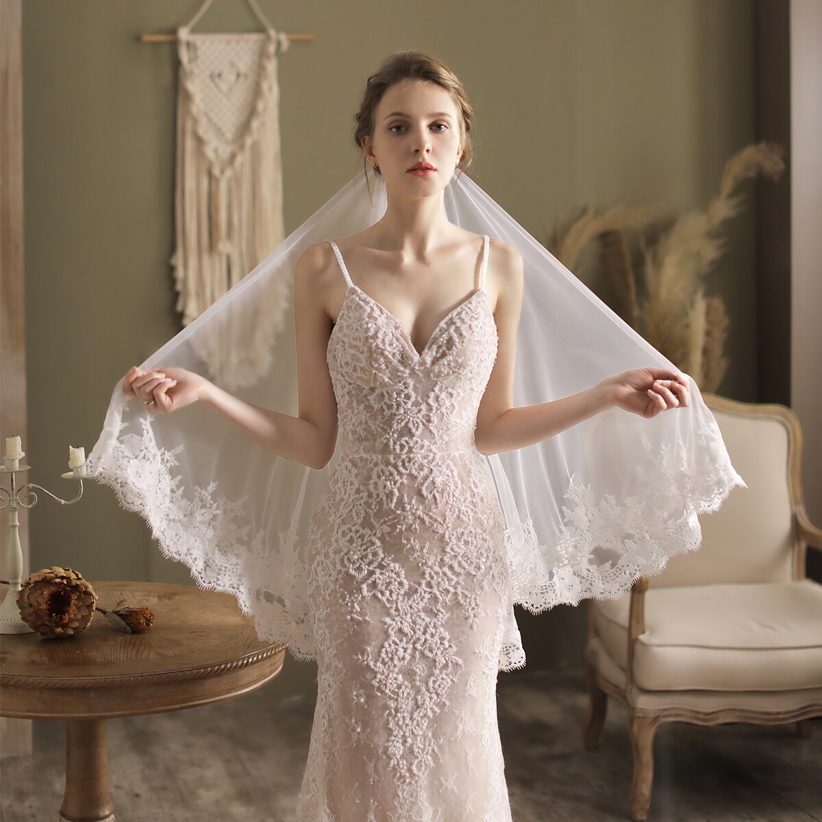 Dana White Lace Trim Veil