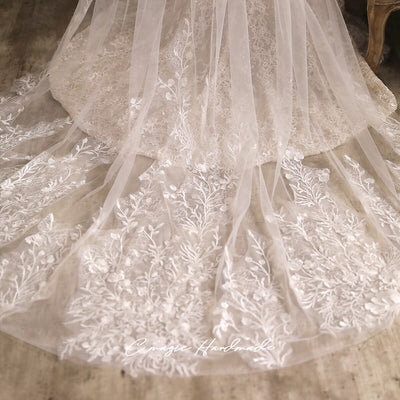 Thea Cathedral Lace Bridal Veil