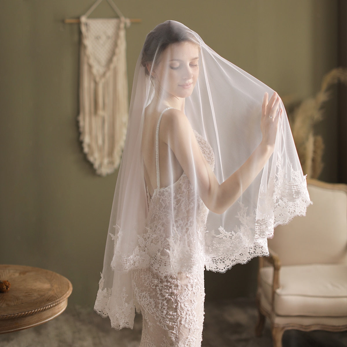 Dana White Lace Trim Veil