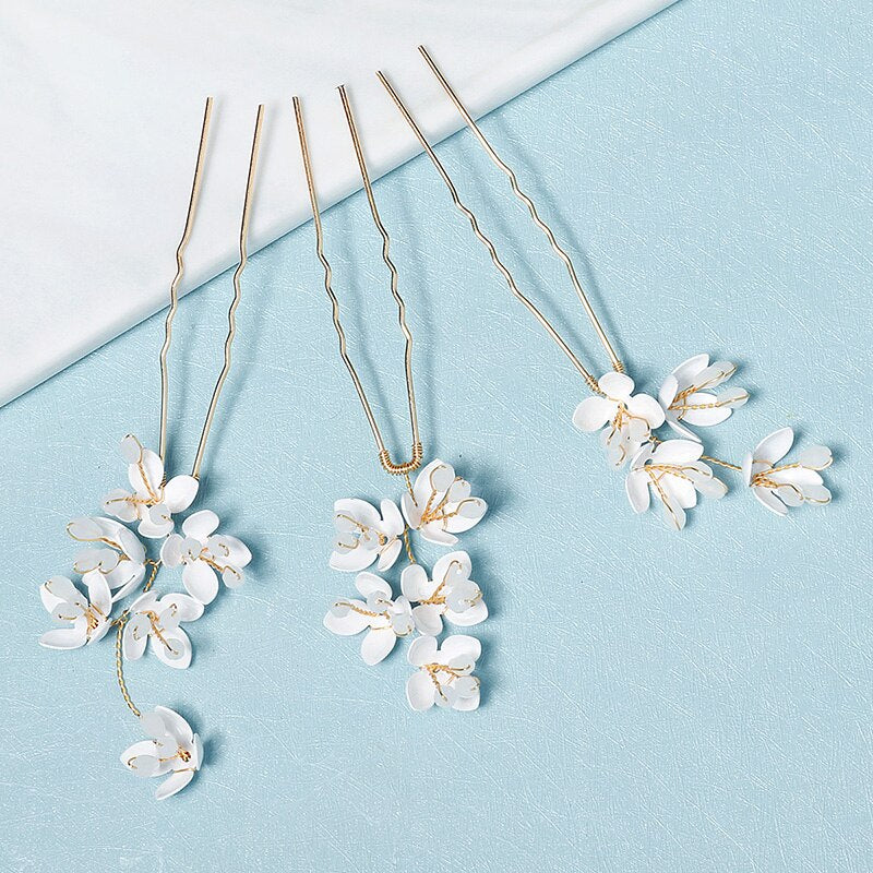 Chloe Delicate Lily Hair Pin Set (3 Piece)